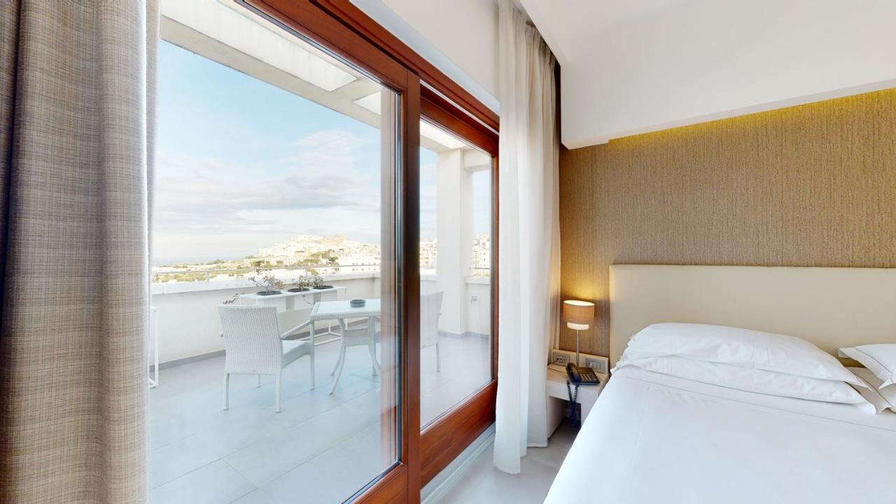 Hotel Monte Sarago Ostuni Exterior foto